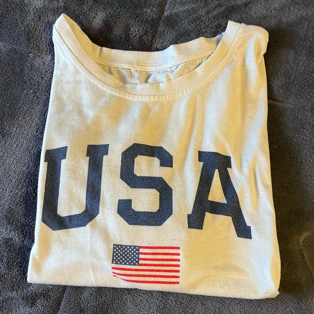 usa shirt size Large, CROPPED